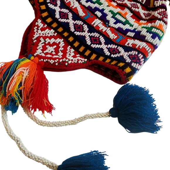 Andean Rainbow Chullo Hat – Handwoven Peruvian Alpaca Wool Winter Hat with - Picture 3 of 3